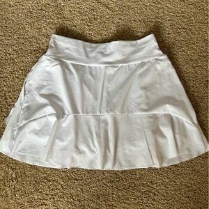 SHEIN White Skort